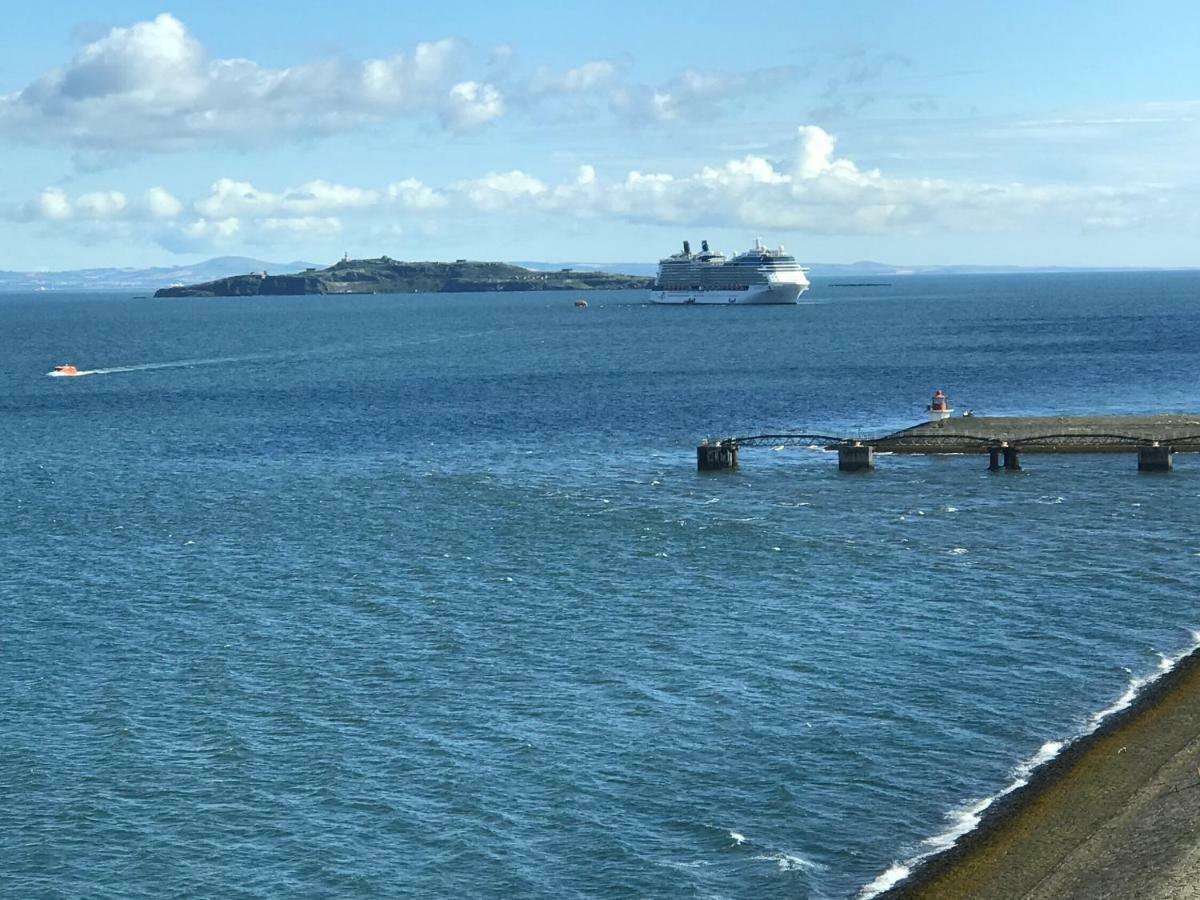 Edinburgh Western Harbour Luaran gambar